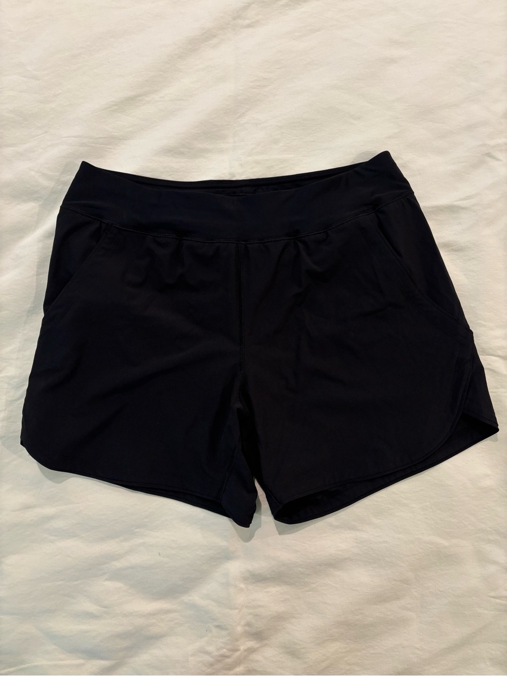 Lands’ End Women’s Black Swim/Sport Shorts w/ Built-In Bikini Bottoms, Size 12